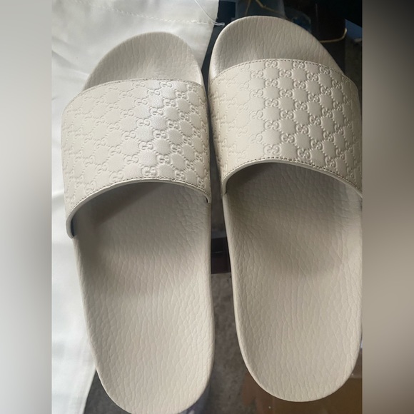 Gucci Sliders, Size 38 BRAND NEW - Picture 4 of 10